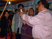 Prof. Shukla and Prof. B. D. Tripathi discussing Ganga water quality