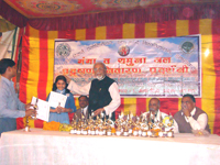 Prize distribution